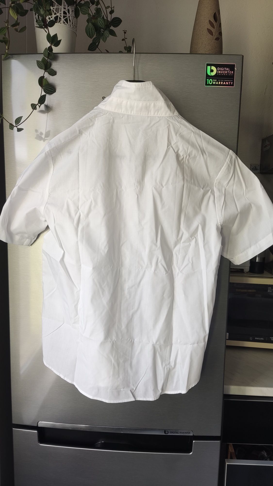 Нова бяла риза унисекс