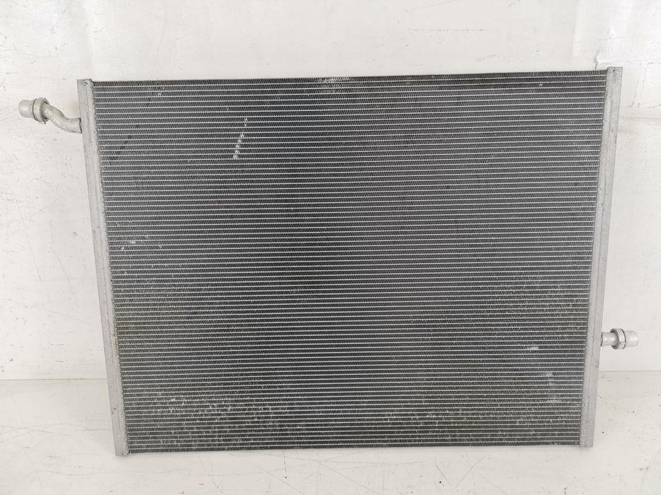 Воден радиатор Мерцедес-Бенц / Mercedes-Benz E-Class W213 Оригинален,