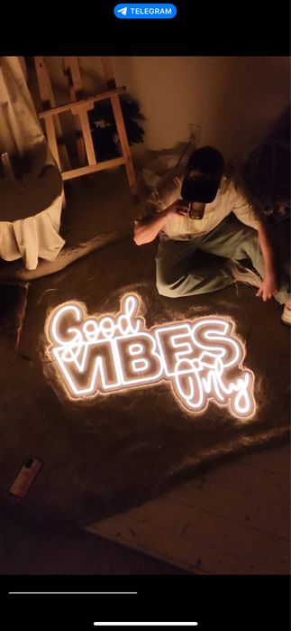 Неоновый вывеска Узбекистан  Ташкент