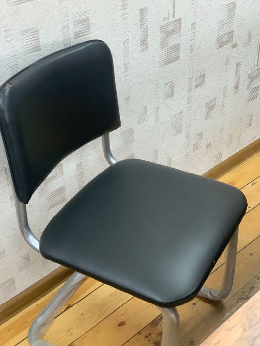 Ofis uchun komplekt stol stullar 2 ta