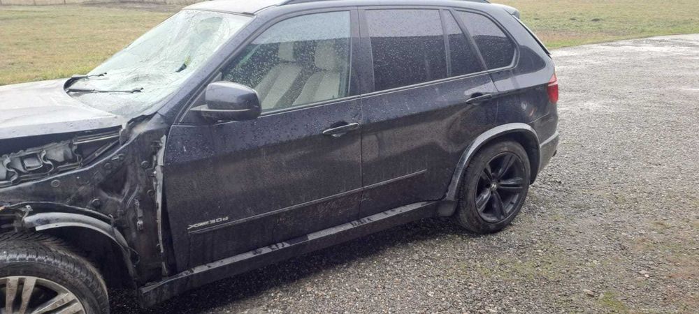 BMW X5 an 2011 pentru dezmembrare