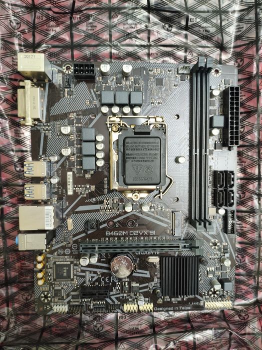 Материнская плата B460