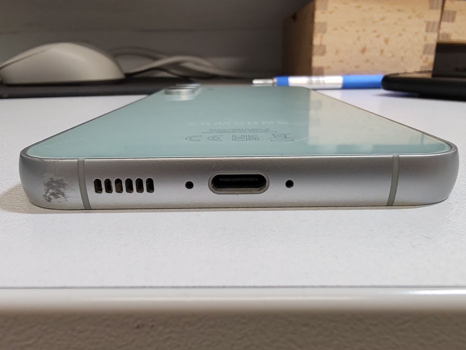 Samsung S 23 FE mint 5G 128 GB cod unic 1027 în condiții bune