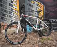 Bicicleta MTB Calibre TwoTwo White 26”/Frane Hidraulice/Rock Shox/WTB