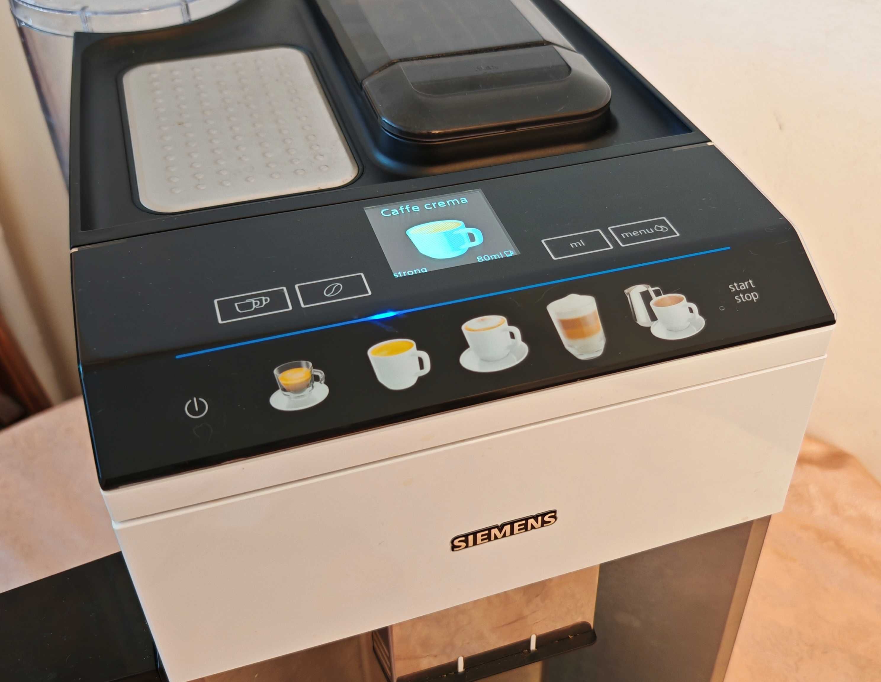 Siemens EQ500 integral автоматична кафемашина, бяла с кана за мляко
