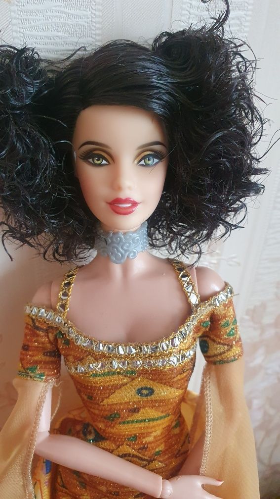 Коллекционная кукла Barbie