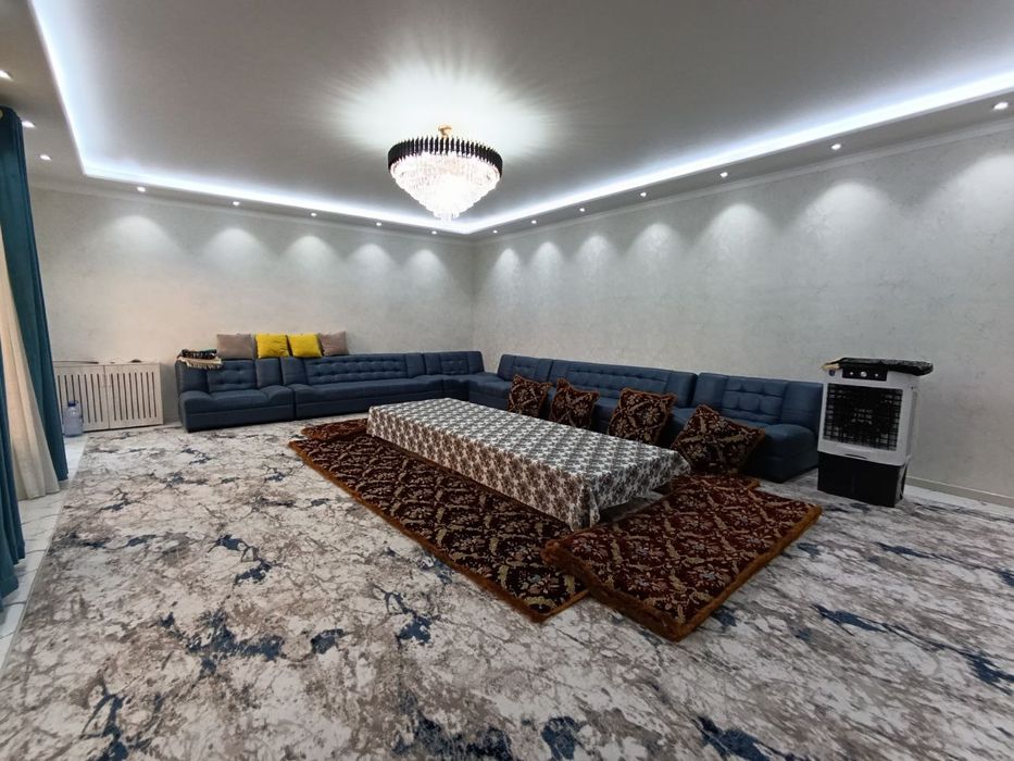 Участок 6 соток с двухэтажным домом 10 комнат Бектемир