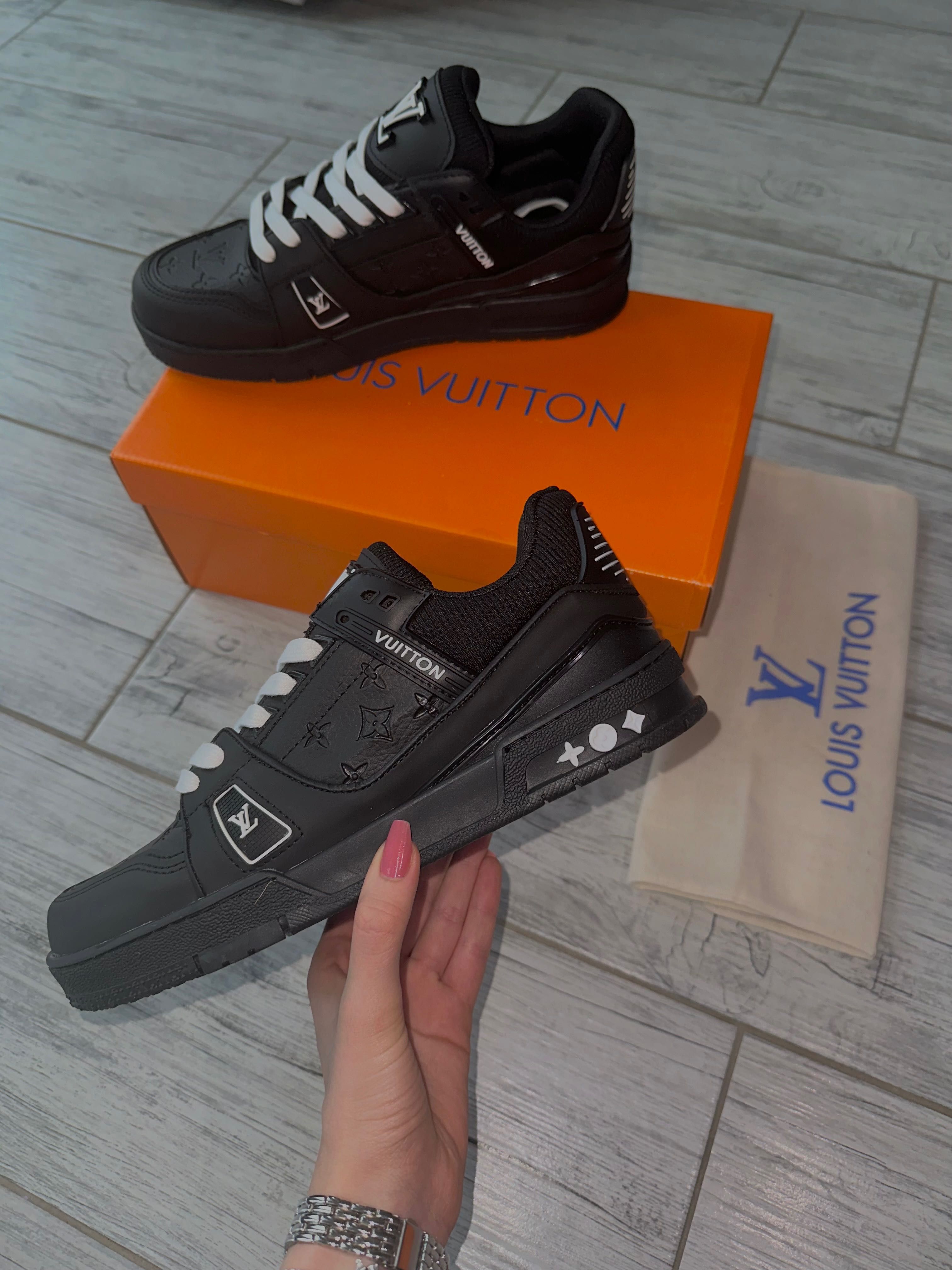 Унисекс Маратонки-Louis Vuitton