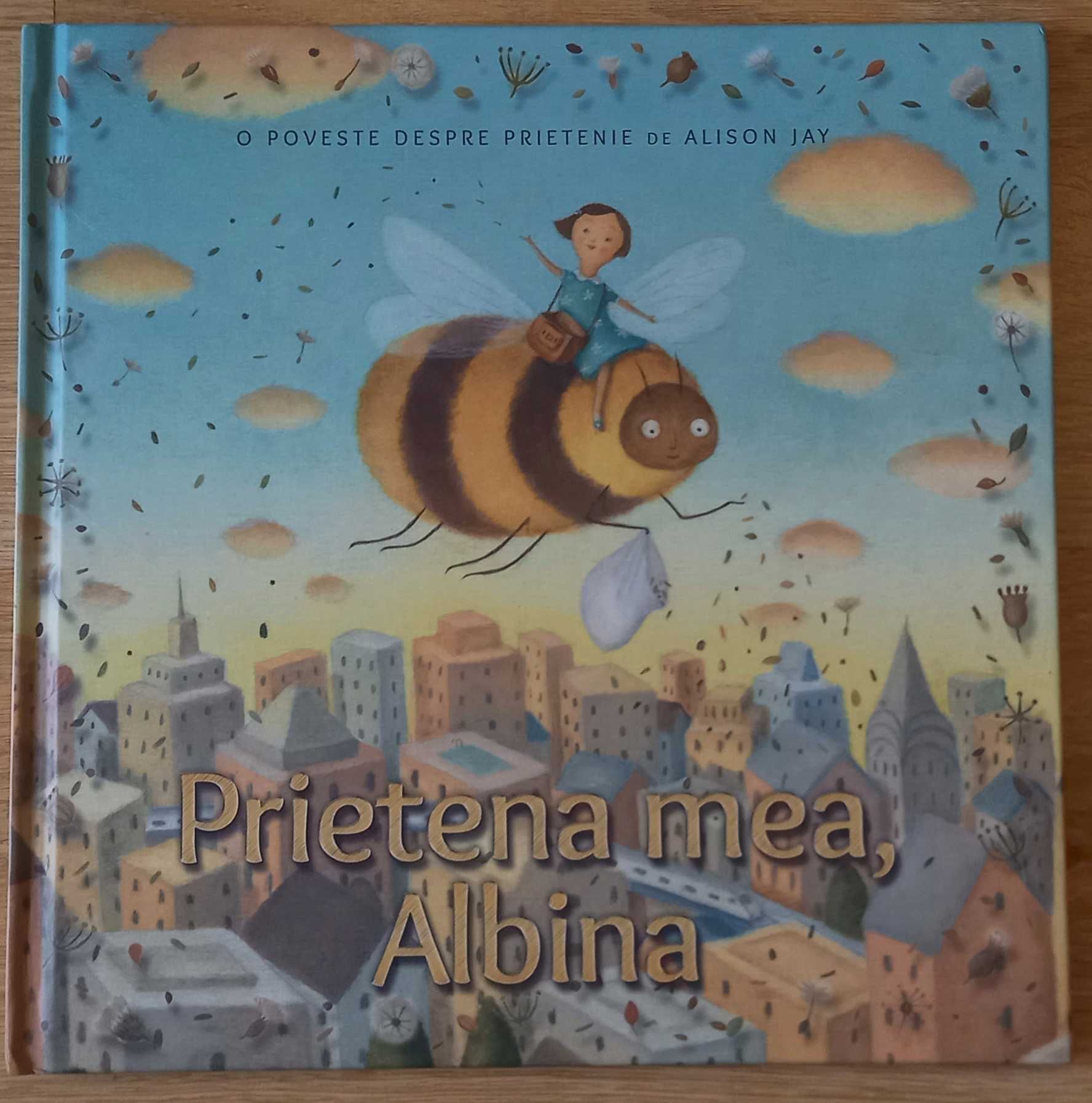 4 Carti Ilustrate Copii - Prietena mea albina, Masa si ursul etc