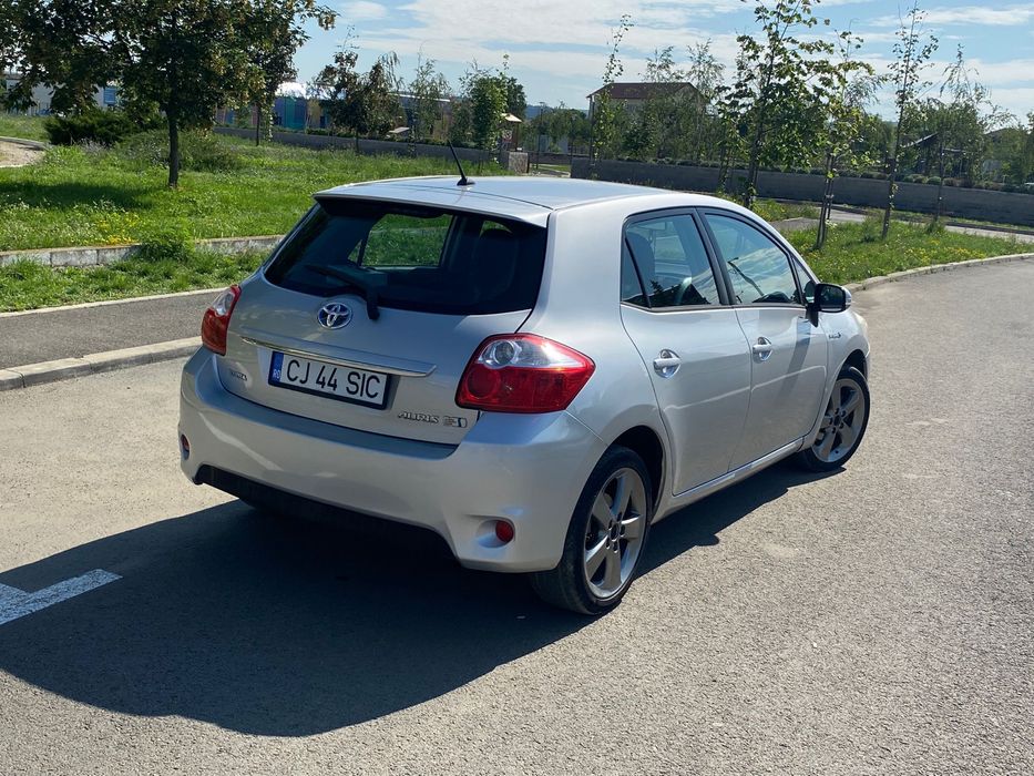 Vand Toyota Auris Hybrid