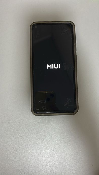 Продам смартфон xiaomi redmi not 9