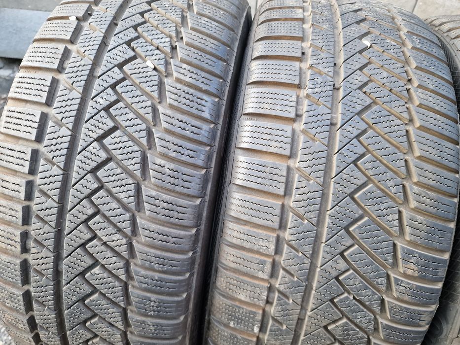 Anvelope 225/45R18 marca Continental, M +S, 7 mm