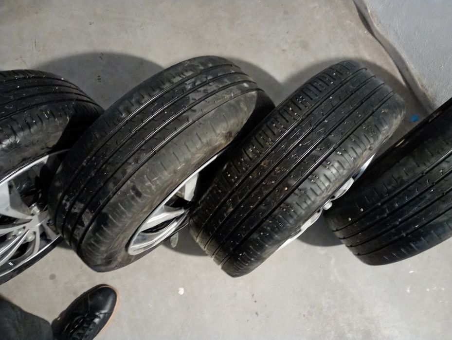 Cauciucuri și jante pentru Dacia