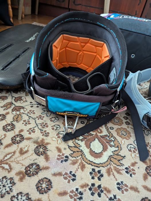 Продавам оборудване за кайт