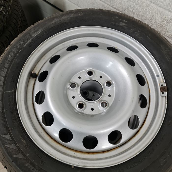 Jante MINI COOPER BMW 16 cu Anvelope Iarna 195/60/16 Stare impecabila