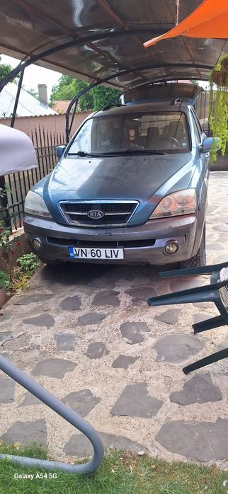 Vând kia sorento 2003