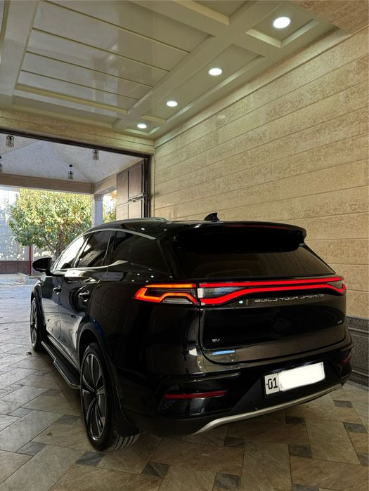 Byd Tang Dual Motor 4x4     31000$