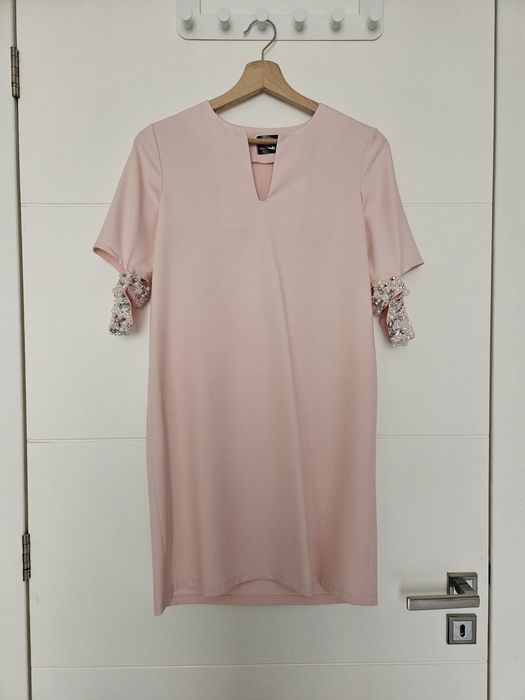 Рокля Foteva с камъни