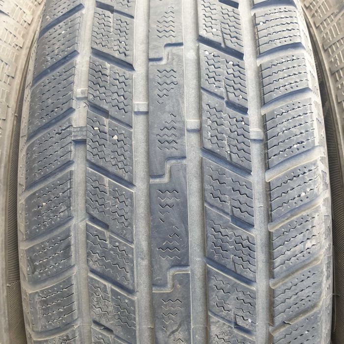 продам авто шины всесезонка  4 штуки