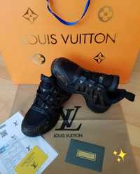 Adidasi Louis Vuitton,saculet, etichetă