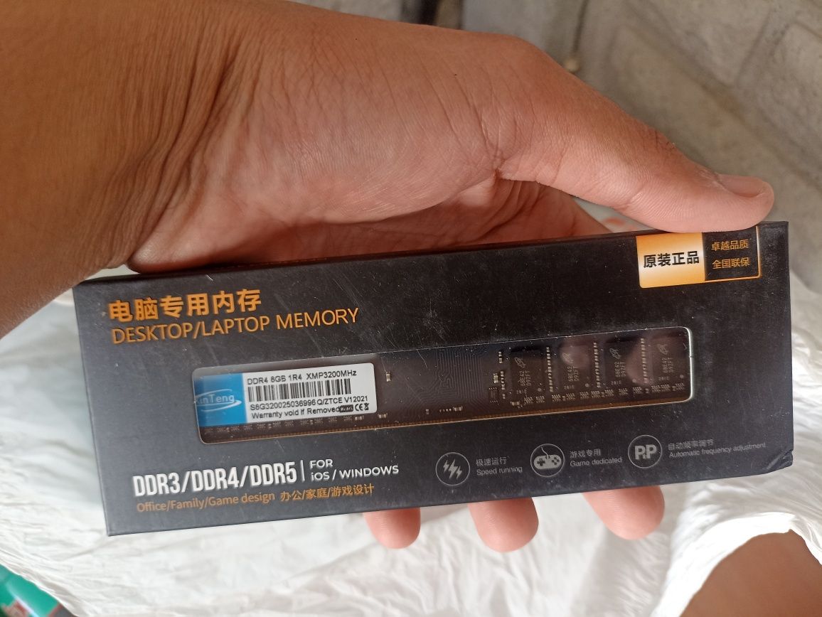 Оперативная память DDR4 8gb 3200 мгц.