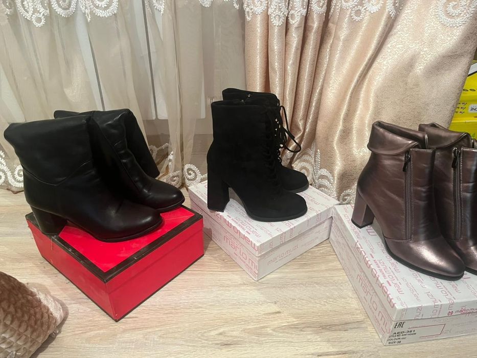 Продается зимние сапоги