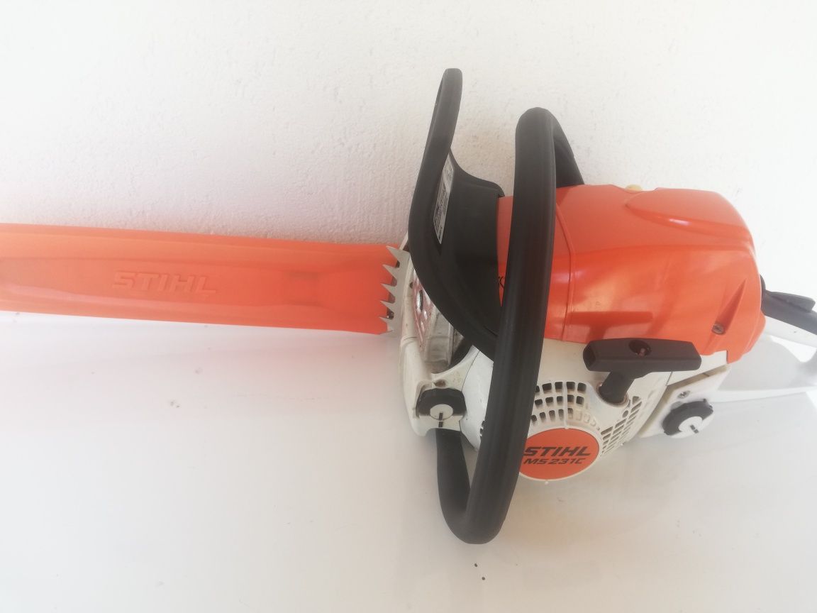 Vând drujba stihl 231 cbe ca noua