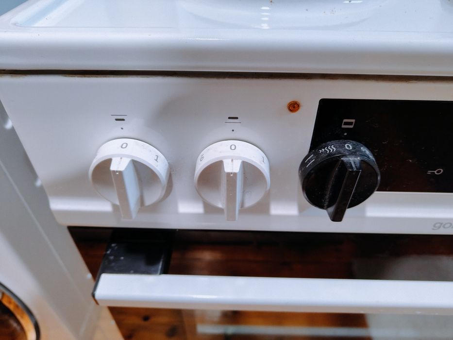 Продавам комбинирана готварска печка Gorenje