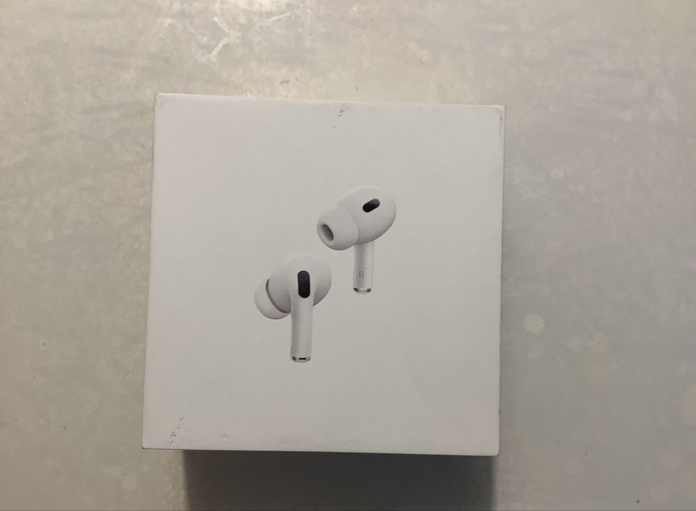 Apple AirPods Pro 2 USB-C ЧИСТО НОВИ