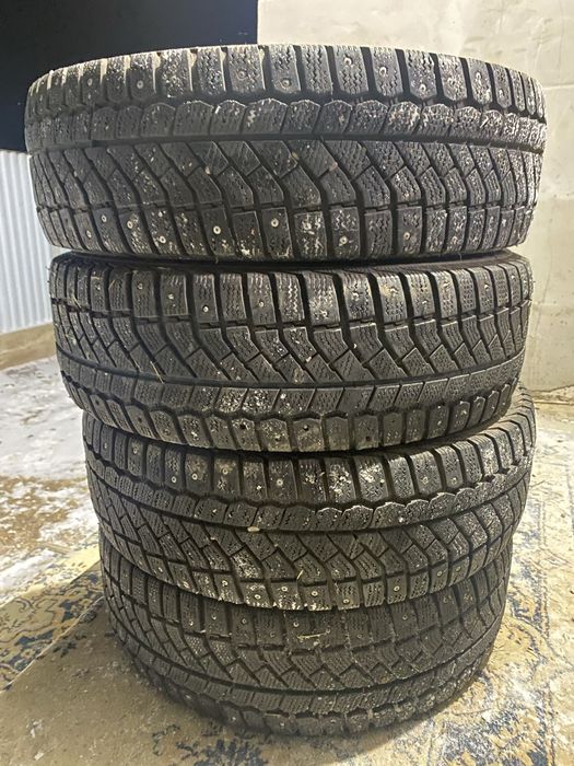 Комплект зимней резины