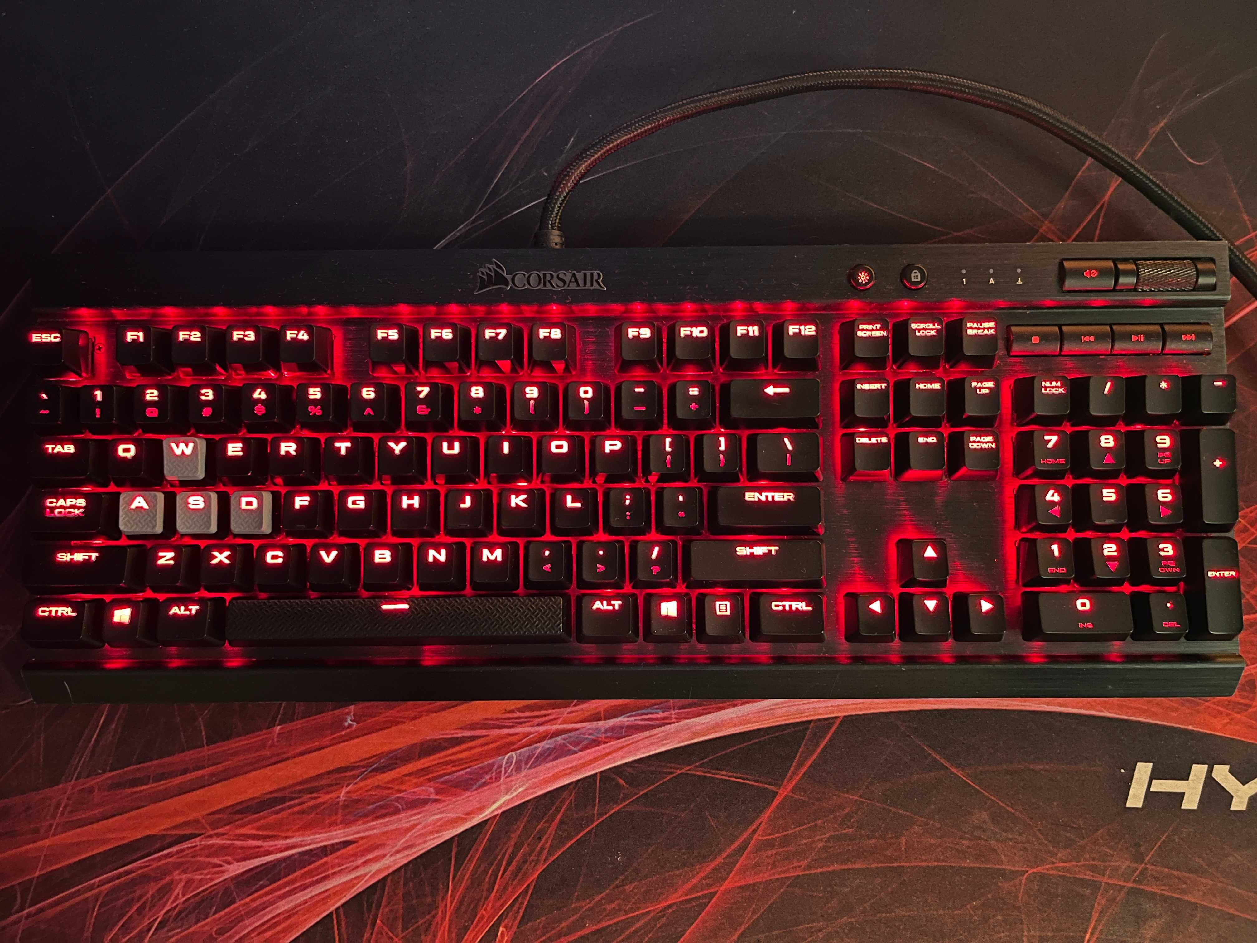 Tastatura mecanica gaming Corsair K70 Rapidfire, switch MX Speed