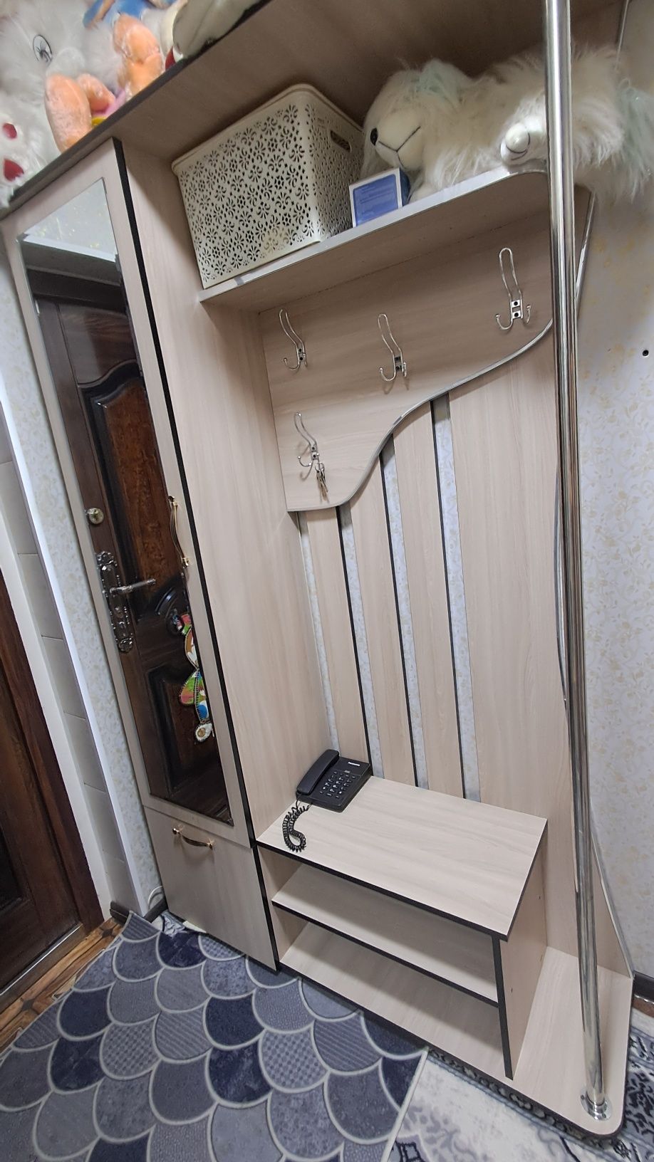 Продаётся прихожая