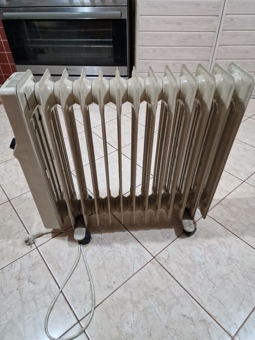 Calorifer electric 12 elementi pe ulei