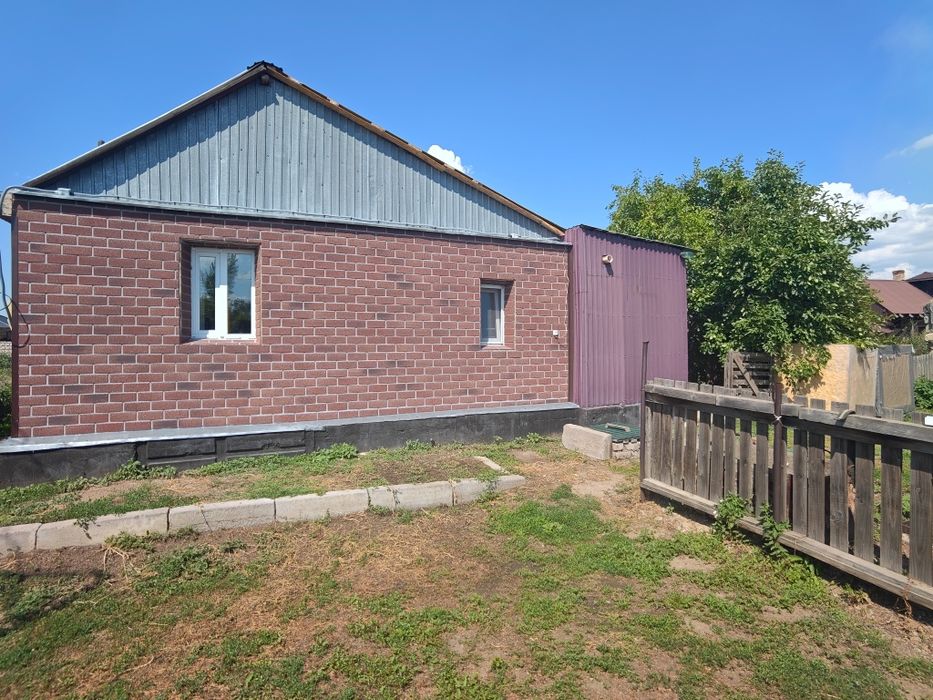 Продам частный дом.
Санузел в доме установлен Аристон.
Установлена нас