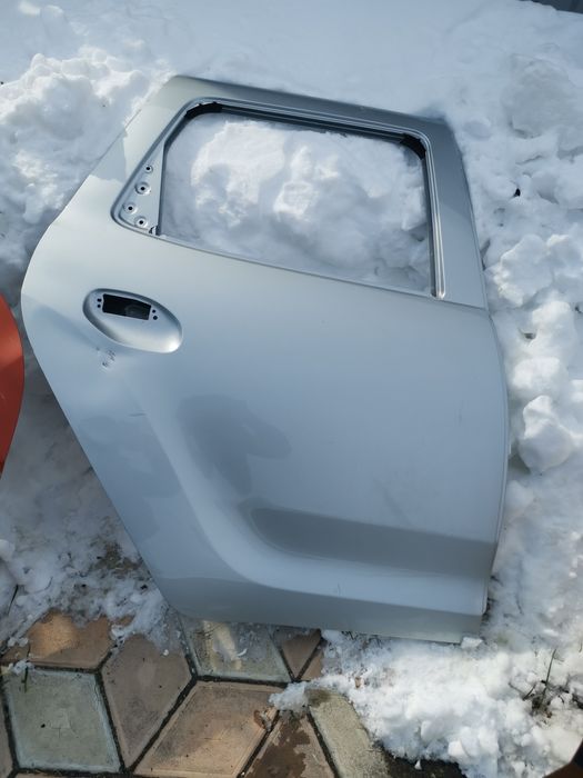 Ușa dreapta spate dacia duster 2 2018/2019/2020/2021/2022