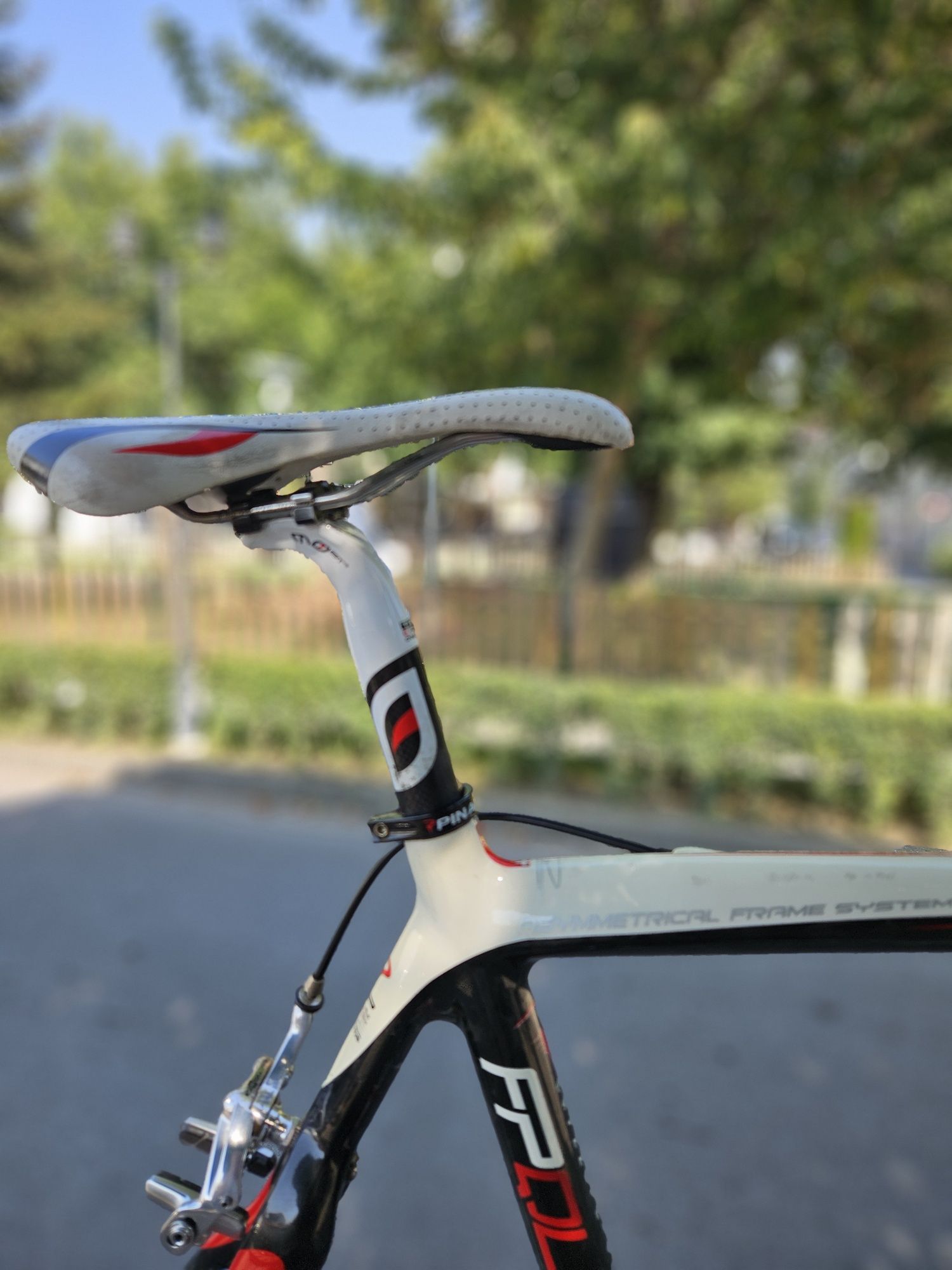 Шосейна карбонова Рамка PINARELLO