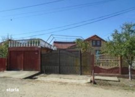 Cota 1/2 din casa si teren Podeni, jud. Arges - ID: R1983482