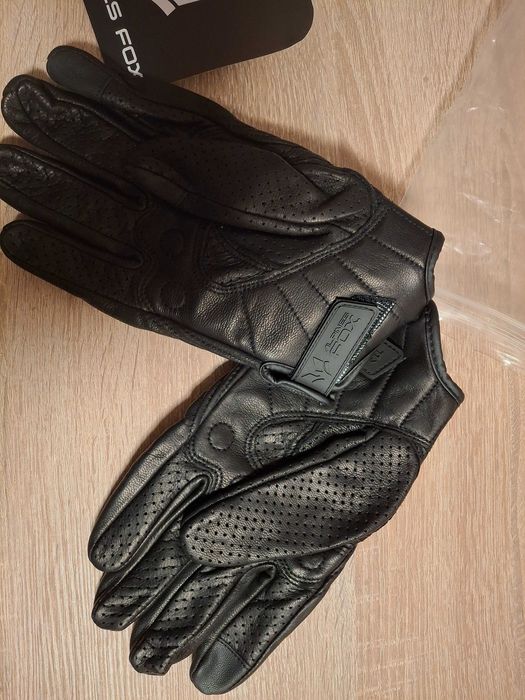 Моторъкавици FOX. Ръкавици за мотор.