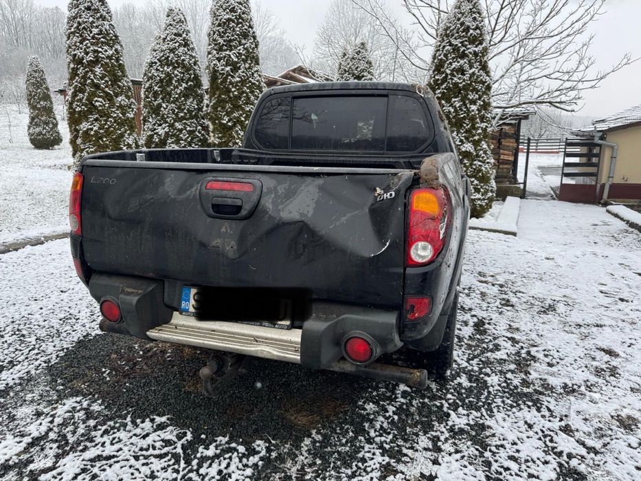 Vand Mitsubishi L200