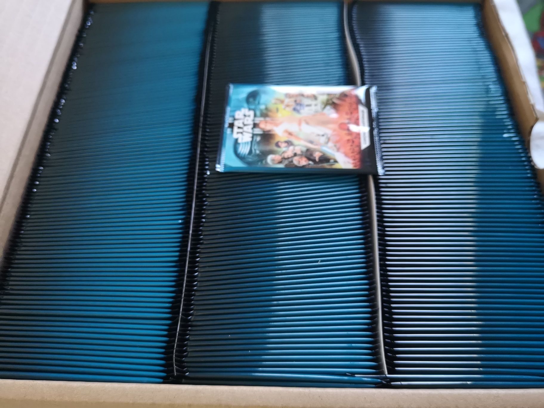 Star wars kaufland 300 pliculețe albastre sau 300 argintii cartonase