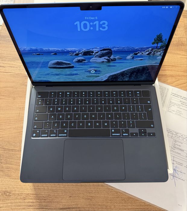 MacBook Air M3 256 ГБ Зора Гаранционен като НОВ ! Midnight