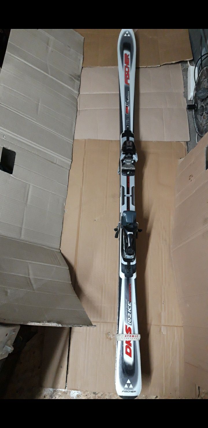 Ски FISHER -2 броя (175/178см)