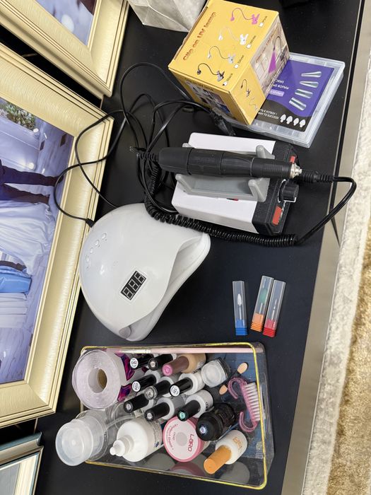 Продам материалы для маникюра