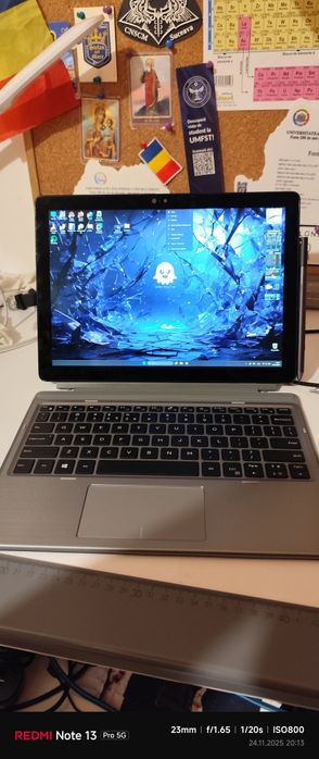 Tabletă cu tastatura și stylus Dell Latitude 7200