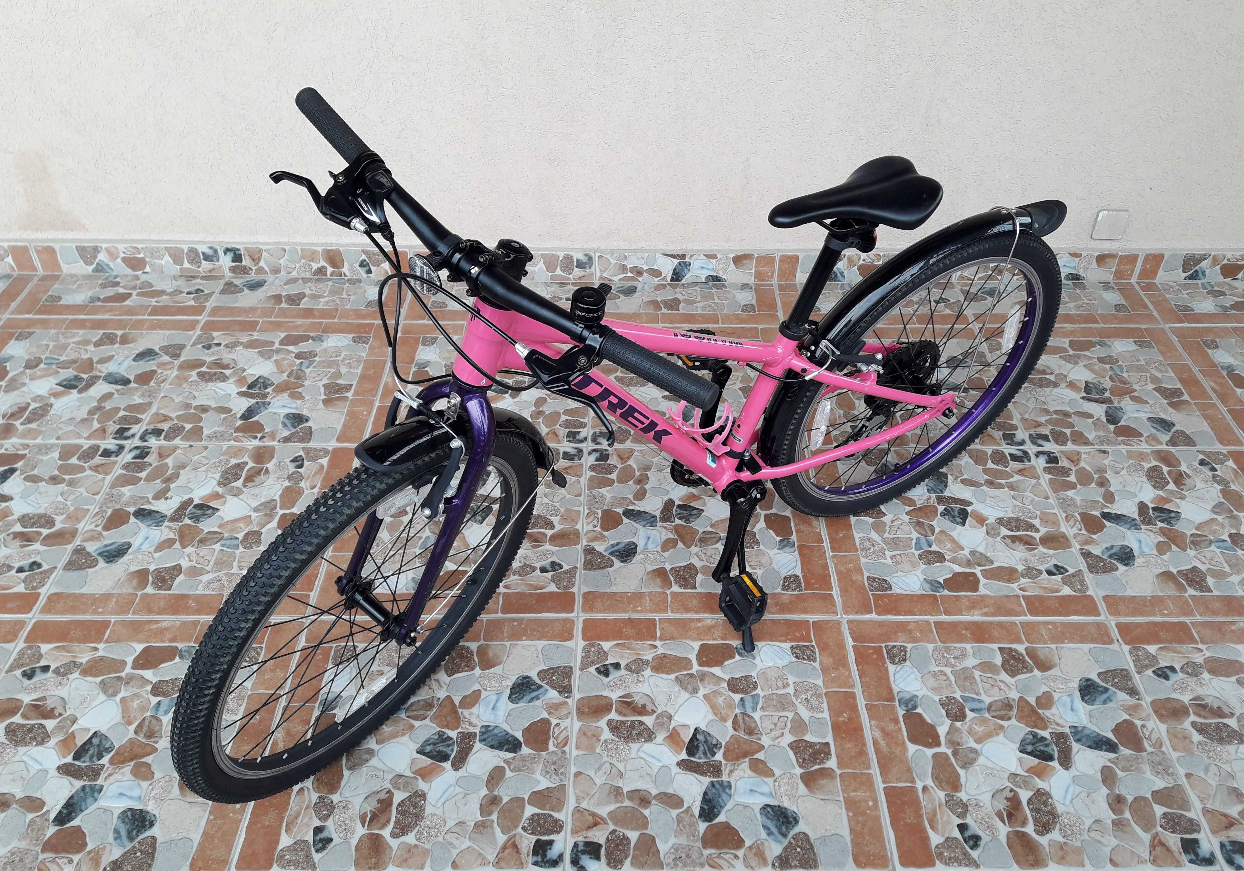 Bicicletă pentru copii Trek Wahoo 24’ MTB, 8 viteze ALUMINIU – roz/mov