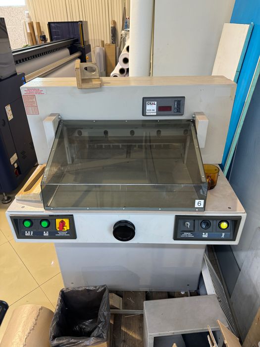 Полиграфски нож (Гилотина) IDEAL 5221-90
