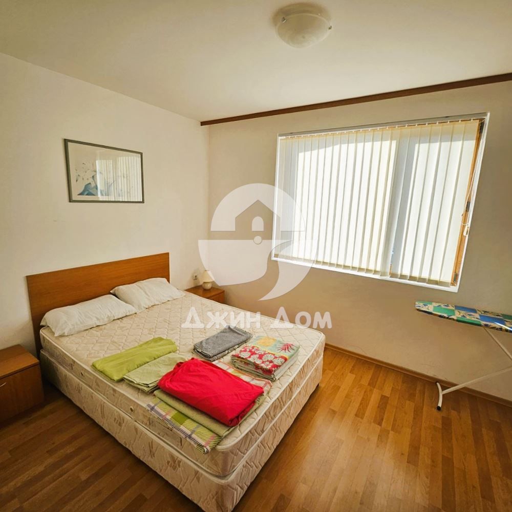 Продава се Двустаен апартамент в к.к. Слънчев бряг - 62 кв.м за 1081 €/кв.м - Снимка #3