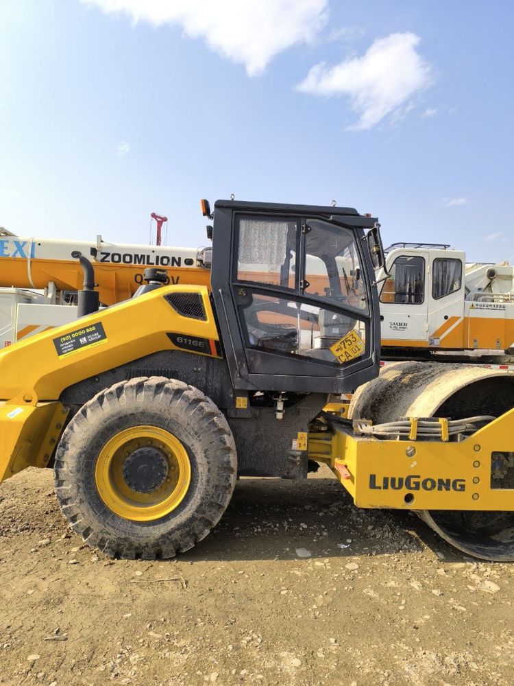 Каток LiuGong 16тонна