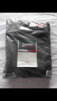 Ofertă/Blugi Tommy Jeans Plus nr 40/34 originali