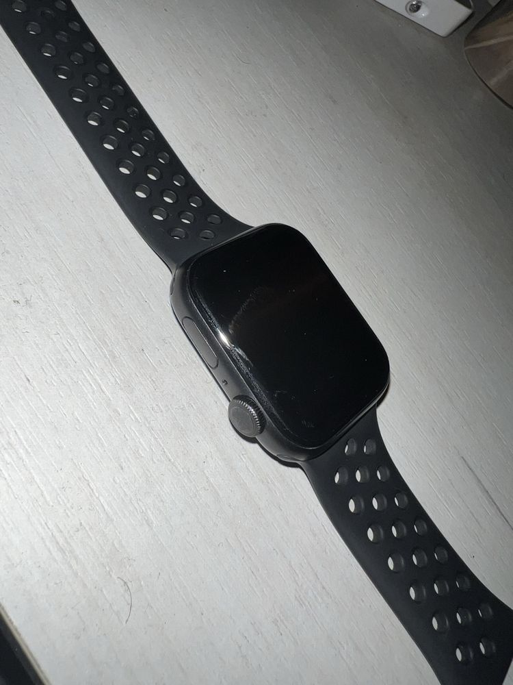 Apple Watch 6, 44 мм nike